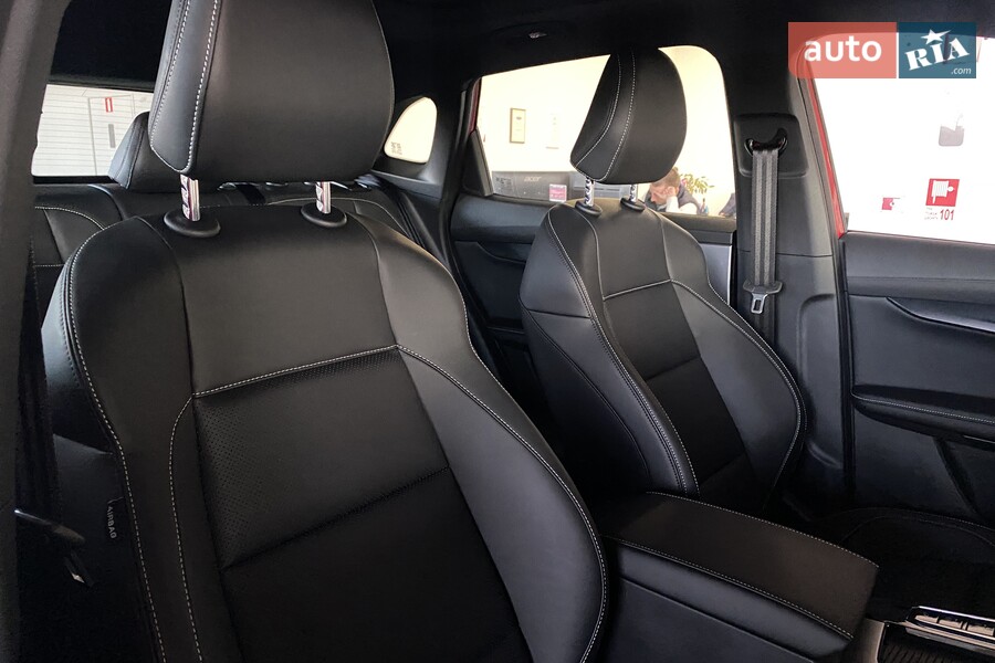 MG One - фото 19