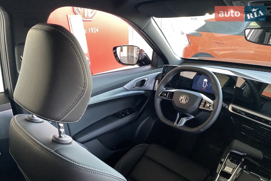 MG One - фото 16