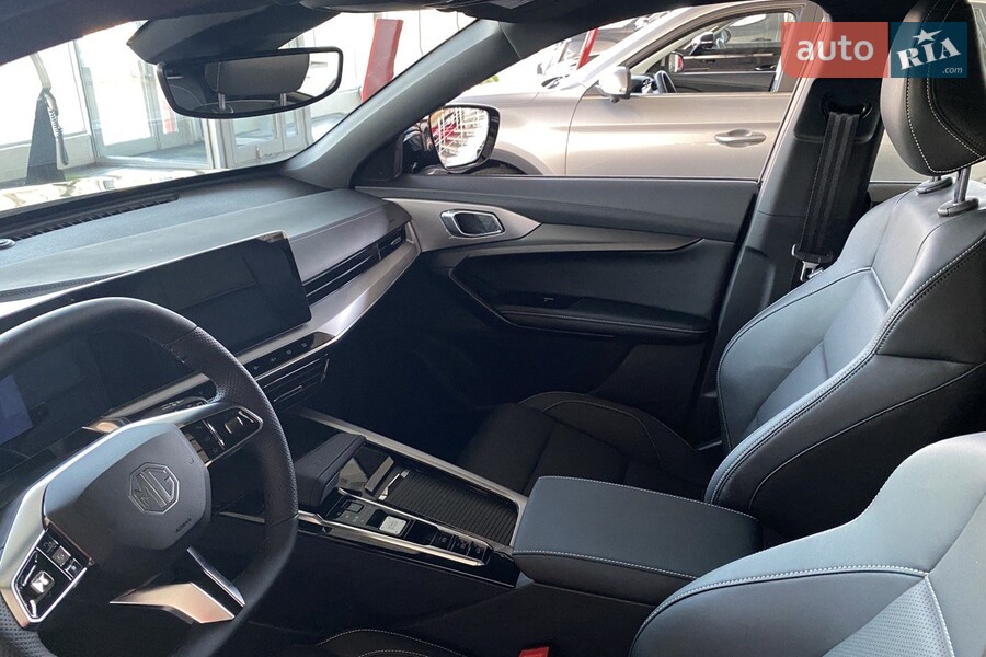 MG One - фото 21