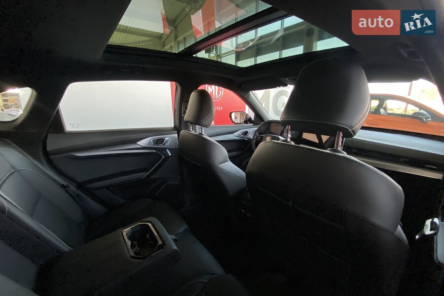 MG One - фото 23