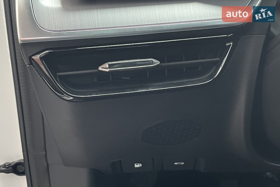 MG One - фото 11