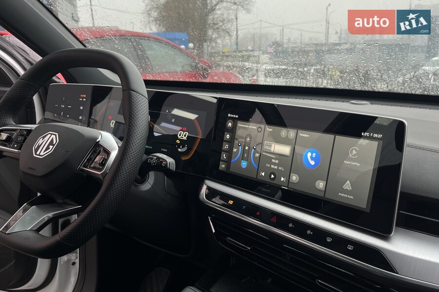 MG One - фото 12