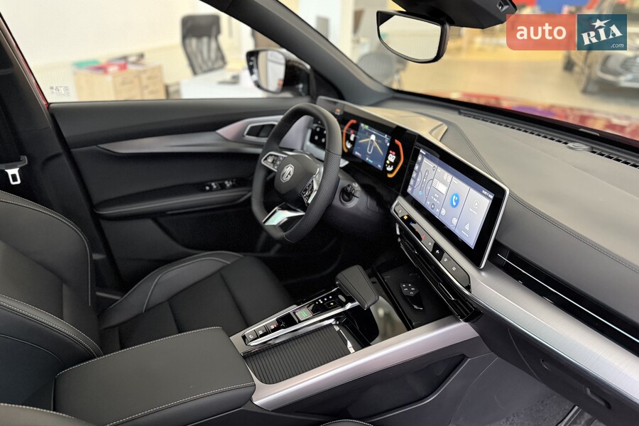 MG One - фото 23