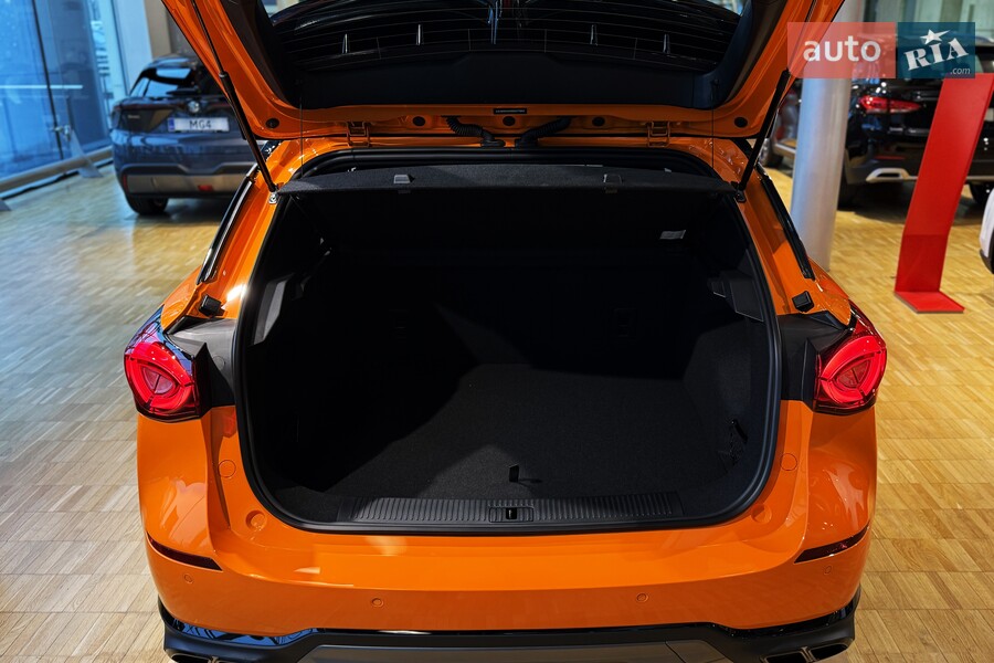 MG One - фото 16