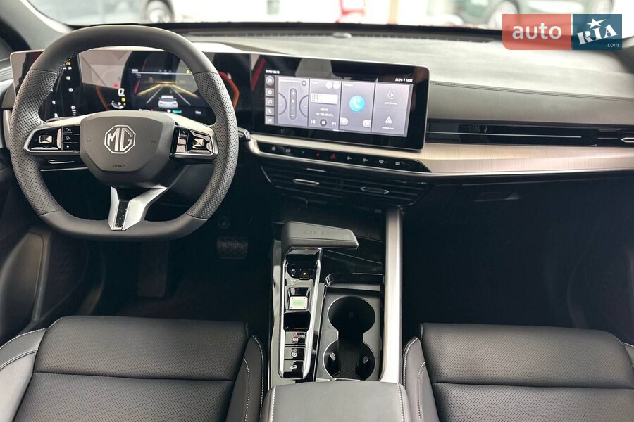 MG One - фото 23