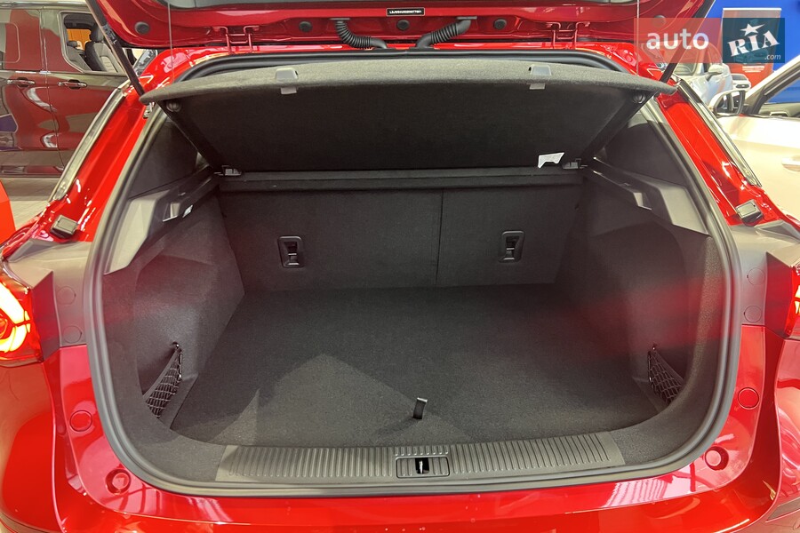 MG One - фото 18