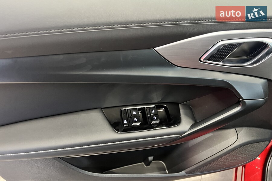 MG One - фото 25