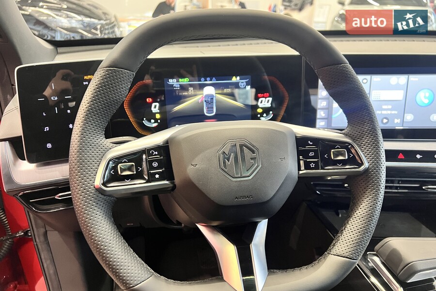 MG One - фото 27