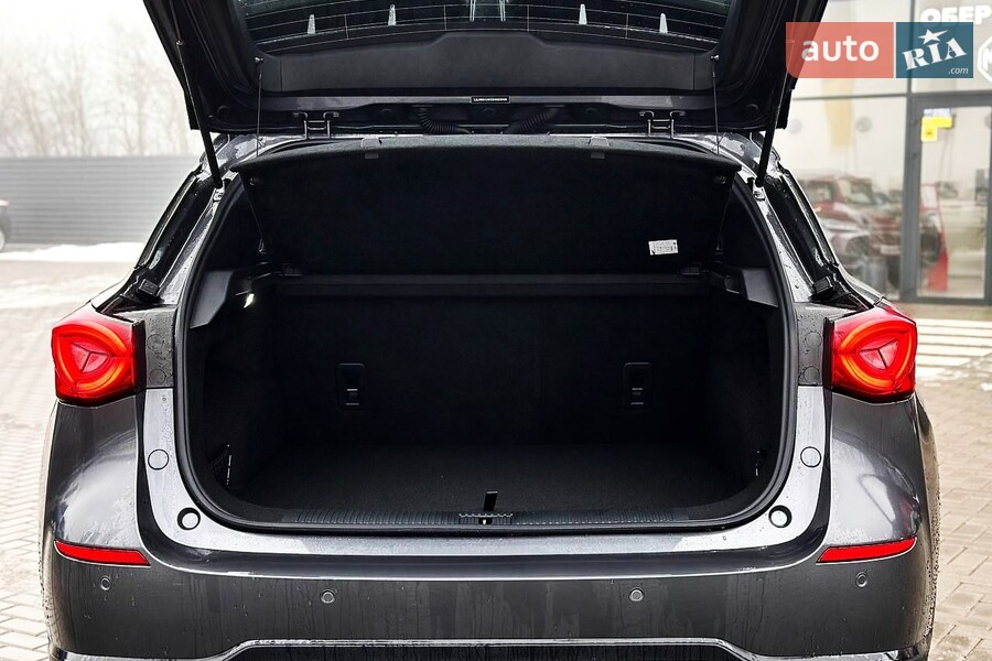 MG One - фото 13