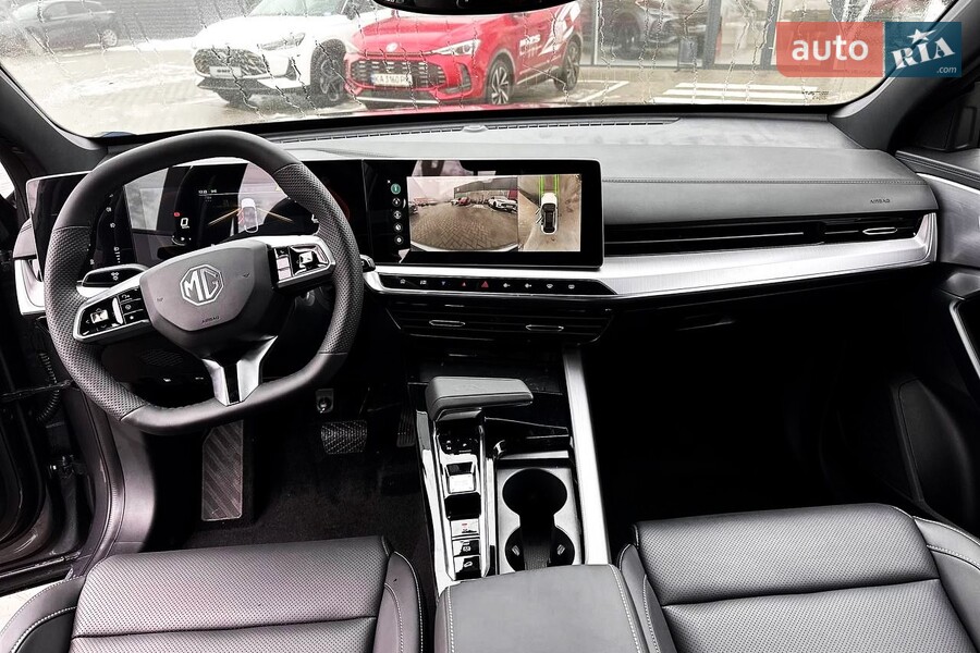 MG One - фото 17