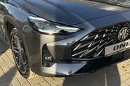 MG One LUX