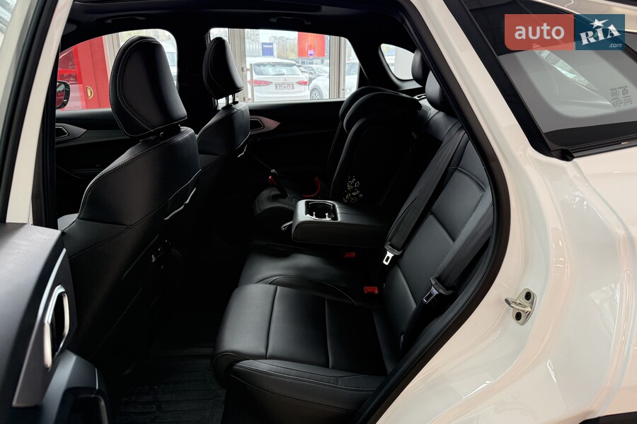 MG One - фото 16