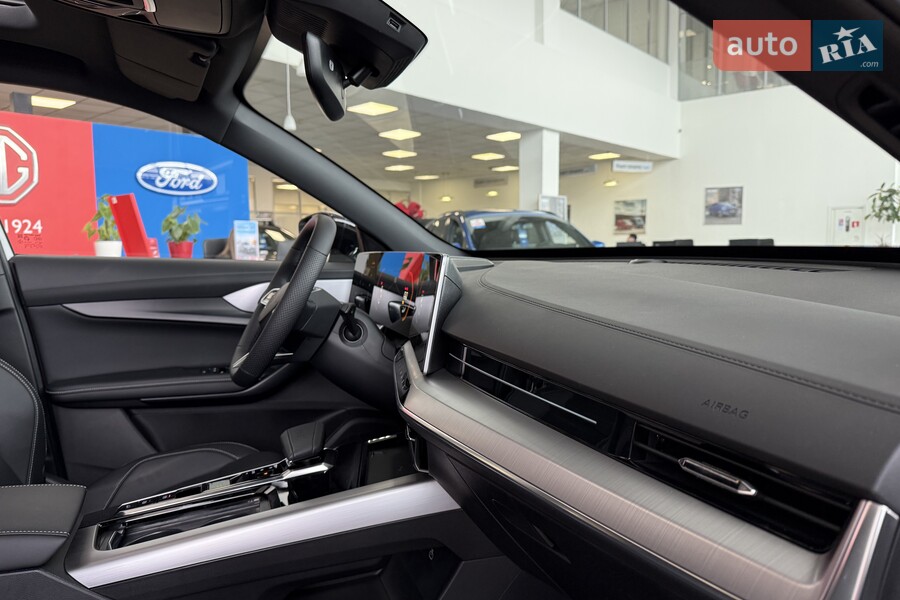 MG One - фото 25