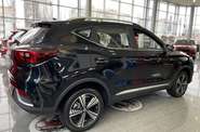 MG ZS EV LUX