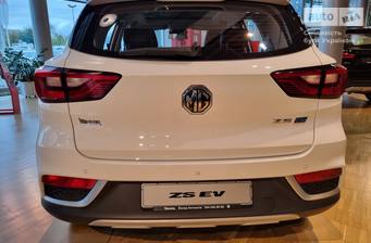MG ZS EV 2021 LUX