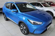 MG ZS EV LUX