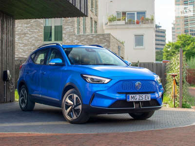 MG ZS EV 2023 LUX