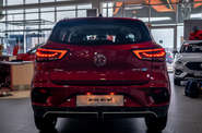 MG ZS EV LUX