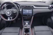 MG ZS EV LUX