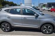MG ZS EV - фото 4