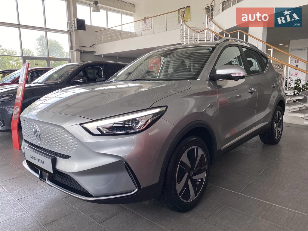MG ZS EV LUX