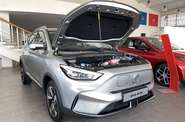 MG ZS EV LUX