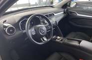 MG ZS EV LUX