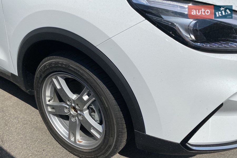 MG ZS EV - фото 4