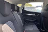 MG ZS EV - фото 18