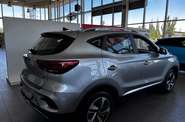 MG ZS EV LUX