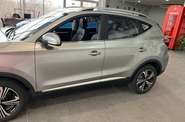 MG ZS COM