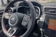 MG ZS COM