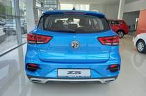 MG ZS LUX