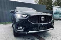 MG ZS LUX