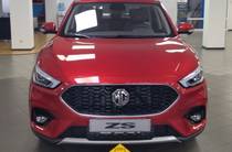 MG ZS LUX