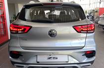 MG ZS COM