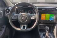 MG ZS COM