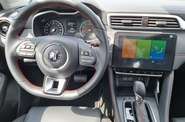 MG ZS COM