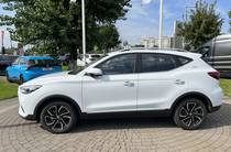 MG ZS LUX