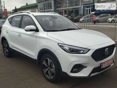 MG ZS 2023 COM