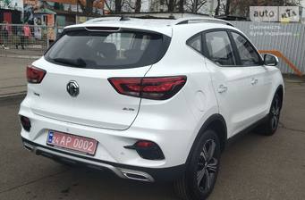 MG ZS 2023 COM