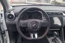 MG ZS COM