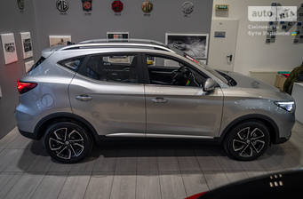 MG ZS 2023 COM