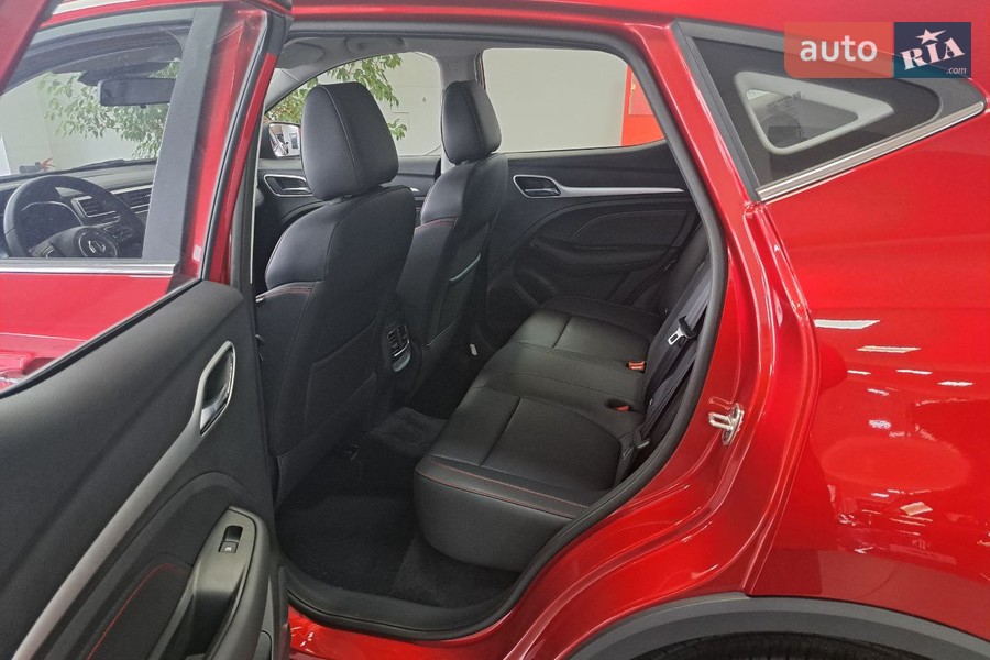 MG ZS - фото 11