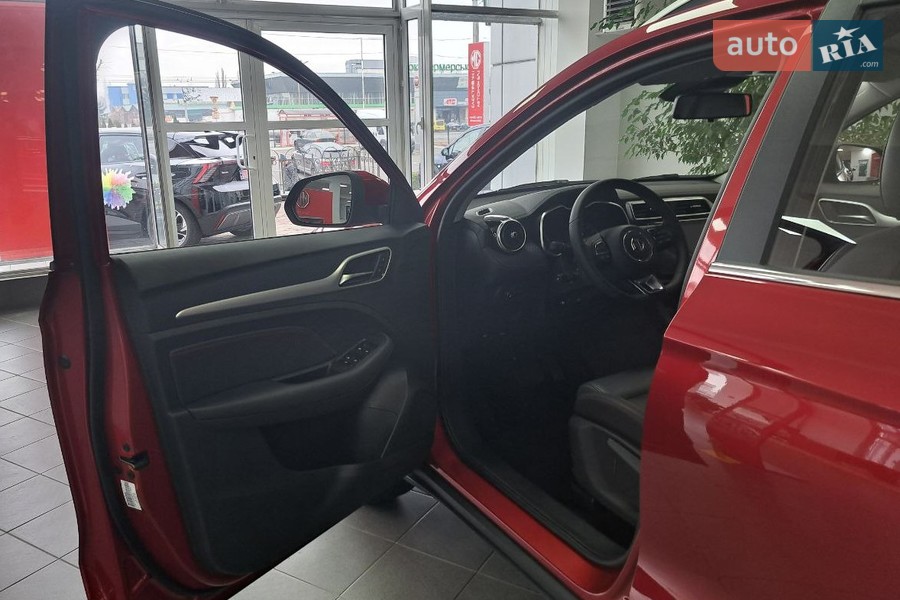 MG ZS - фото 12