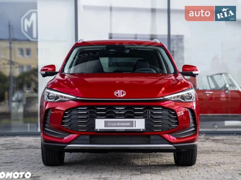 MG ZS LUX