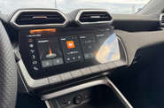MG ZS LUX