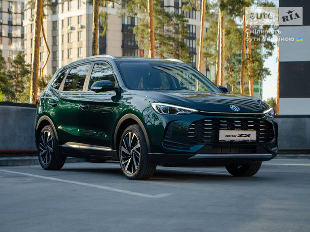 MG ZS 2025