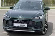 MG ZS LUX