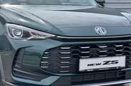 MG ZS LUX
